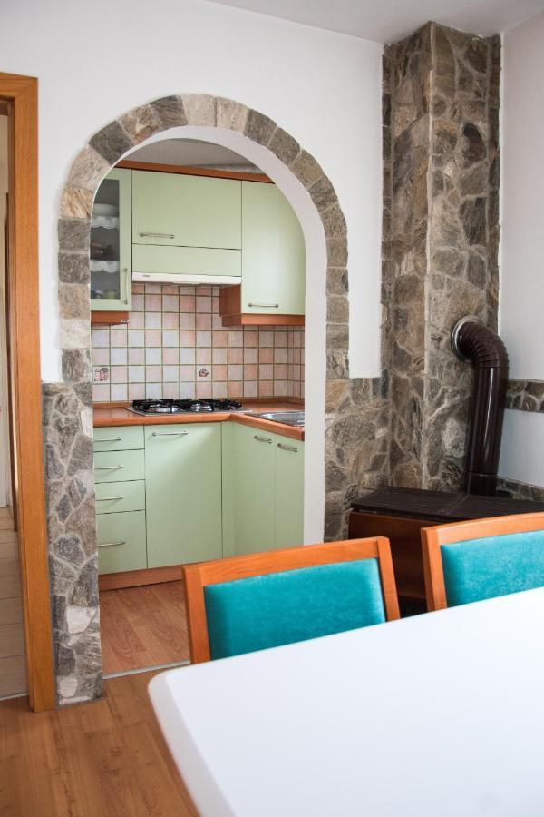 Zidanica-Vineyard Cottage Jakse Semic Exterior foto